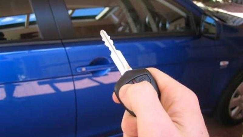 تفاصيل سرقة سيارة شركة خاصة في مدينة نصر