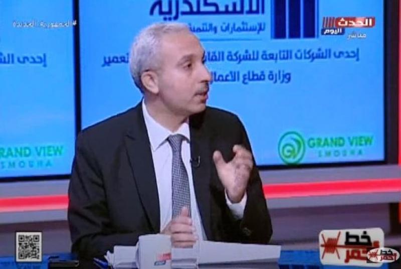 أستاذ قانون: الرئيس السيسي يخوض معركة لإنقاذ الدولة من براثن الإرهاب.. فيديو