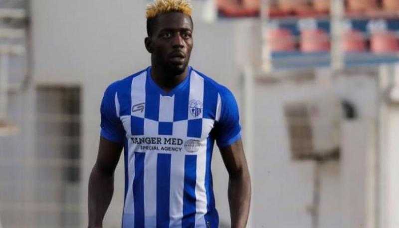 الرجاء المغربي يضم مايي مهاجم طنجة