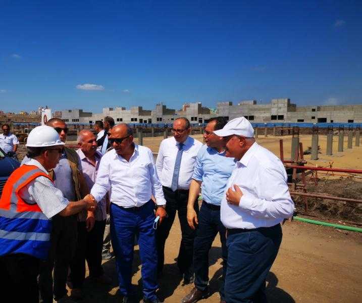 خلال زيارته لشركة غزل المحلة.. وزير قطاع الأعمال العام يجري جولة تفقدية بمواقع الإنشاءات الجديدة للمصانع
