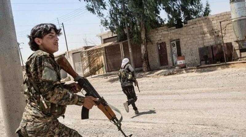 مقتل 4 أشخاص وإصابة 15 آخرين في قتال عشائري بالرقة السورية