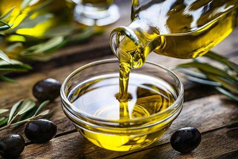 دراسة: زيت الزيتون يساهم بانخفاض خطر الإصابة بالسرطان