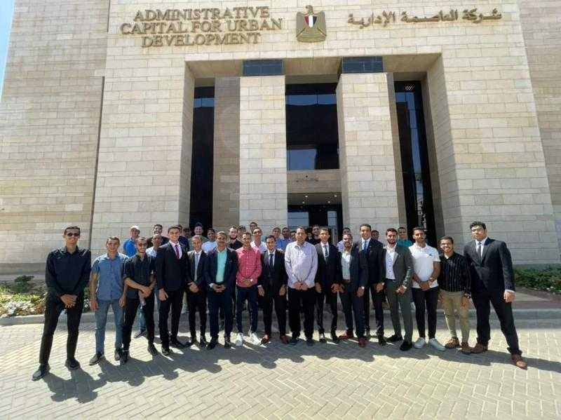 طلاب جامعة الأزهر يشيدون بالإنجازات المحققة في العاصمة الإدارية الجديدة.. صور