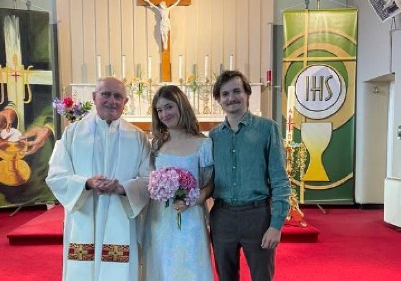 جوفري براثيون.. تعليقات ساخرة على خبر زواج بطل Game of Thrones