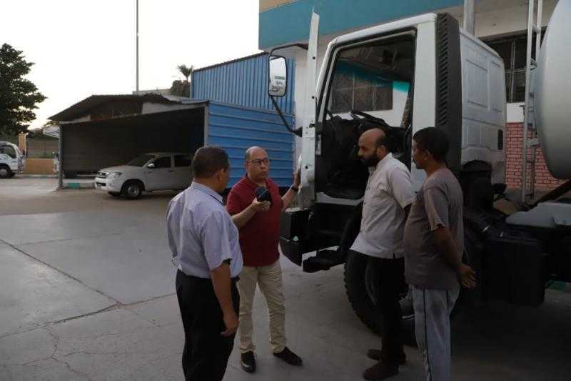 رئيس مياه أسيوط يتفقد نتاج اصلاح ورفع كفاءة وتدعيم معدات الحملة الميكانيكة بــــ 30 مليون