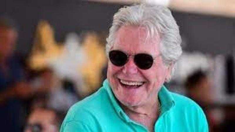 حسين فهمي عن مهرجان القاهرة: ينافس كان وفينيسيا ونقبل التحدي