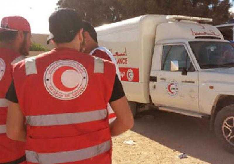 وزير الدفاع اليمني يشيد بالجهود الإنسانية للصليب الأحمر في بلاده