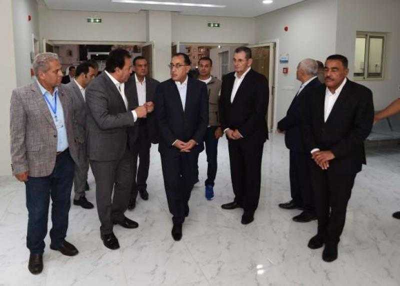 تفاصيل تفقد ”مدبولي” لمشروعات تحيا مصر في مطروح.. مدارس ومدينة رياضة ووحدات صحية