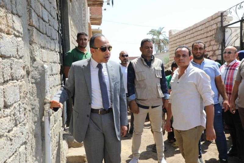 نائب محافظ المنيا يتفقد مستشفى مغاغة ويتابع مشروعات حياة كريمة