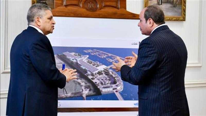 الفريق أسامة ربيع: التطوير المستمر لقناة السويس عزز قدرتها كمحور عالمي للتجارة