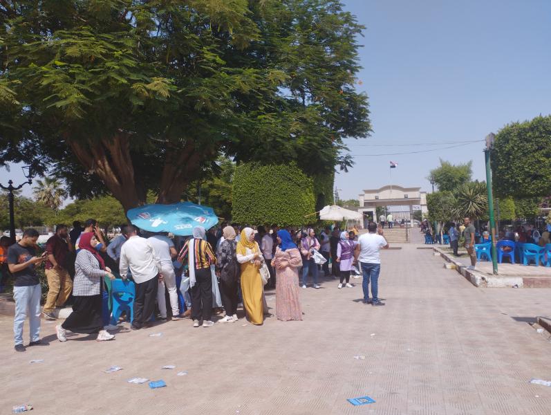 خط أحمر