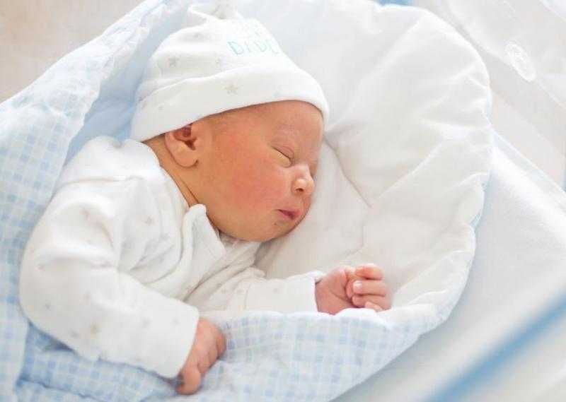 الصحة تكشف عن خدمات المعامل المركزية للأطفال حديثي الولادة