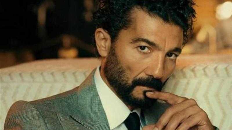 خالص العزاء.. خالد النبوي ينعي الراحل علي عبد الخالق بكلمات مؤثرة