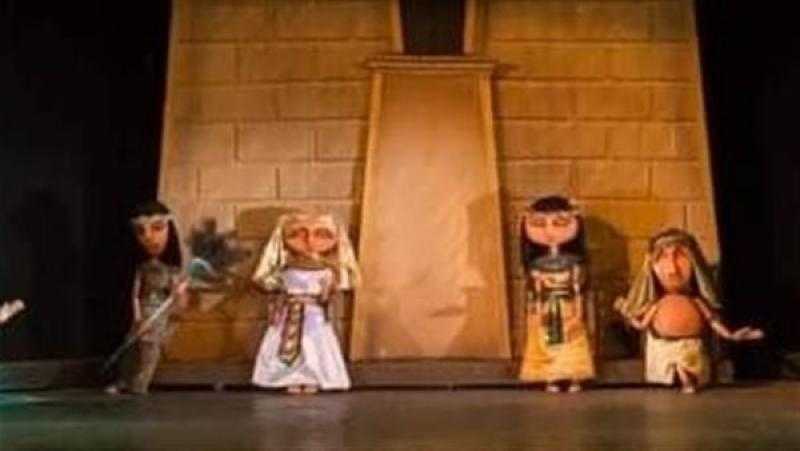 عرض المسرحية المكسيكية لاعبات كرة القدم اليوم على مسرح العرائس