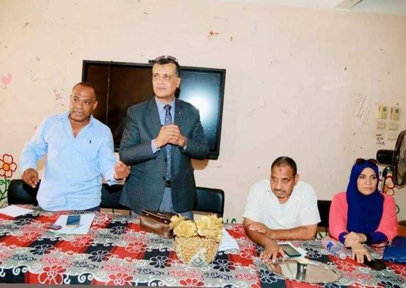 تعليم الأقصر يناقش تفاصيل استعدادات العام الدراسي الجديد | صور