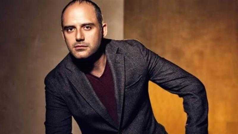 حازم سمير يكشف عن شخصيته في مسلسل ”إيجار قديم”