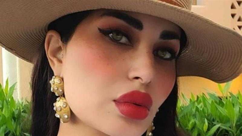 طليقة الفيشاوي ترد على الداعية مظهر شاهين: “انت بترفع مقاساتي مش بتهاجمني”