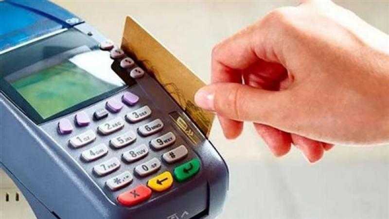 استمرار صرف زيادة الدعم الاستثنائي للأسر الأولى بالرعاية على بطاقات التموين