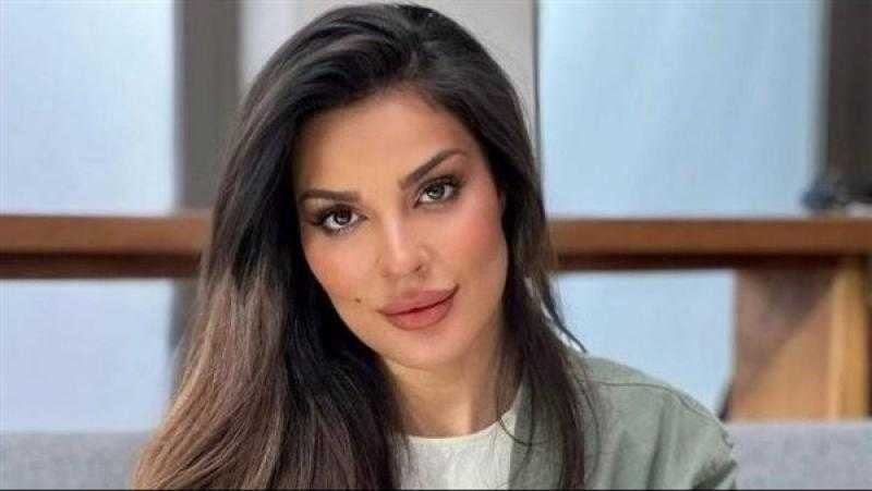 هجوم شرس.. سعر صادم لإطلالتي نادين نجيم وويجز في السعودية