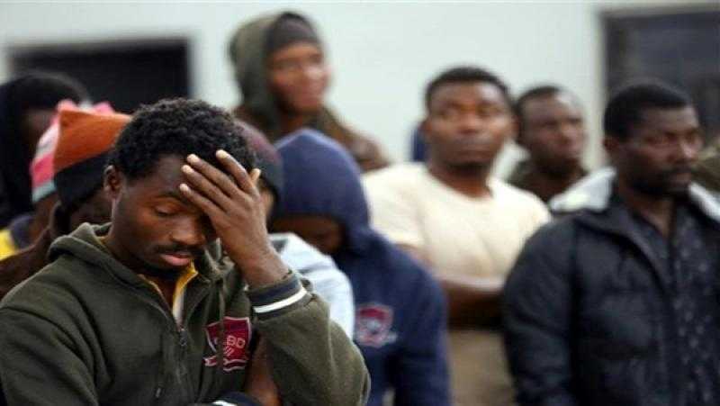 الإمارات تنفي احتجاز عمال أفارقة في دبي تمهيدا لترحيلهم قسريا