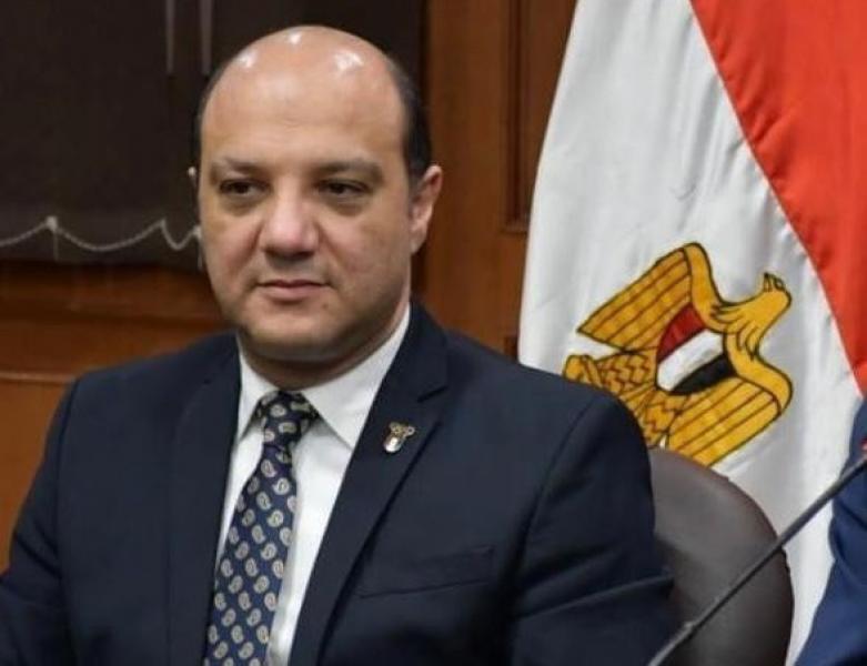  إيهاب أمين