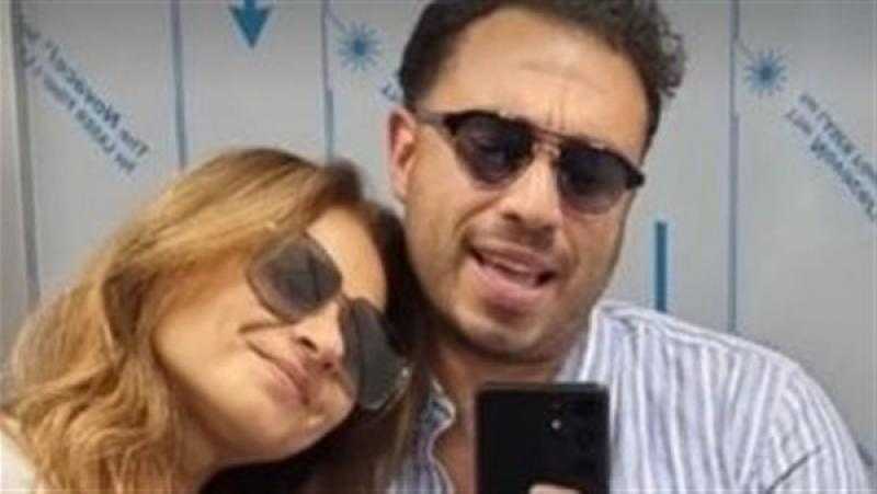 نيللي كريم تنفي شائعة انفصالها عن زوجها بصورة رومانسية