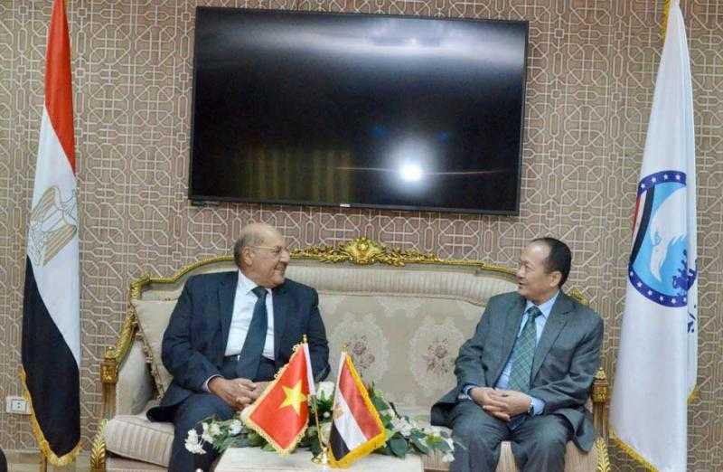 «مستقبل وطن» يستقبل سفير فيتنام لدى مصر | صور