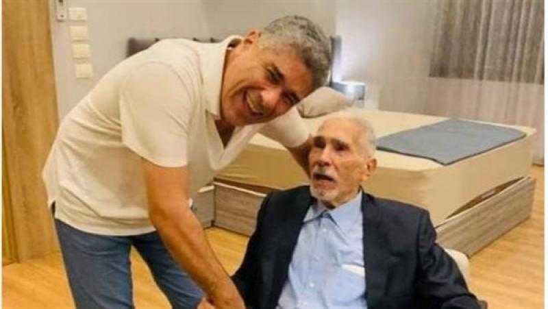 عبد الرحمن أبو زهرة يظهر بعد تعافيه من وعكته الصحية