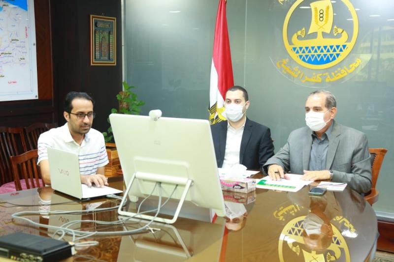 محافظ كفر الشيخ ونائبه يشاركان في اجتماع وزيري التخطيط والتنمية المحلية مع المحافظين | صور