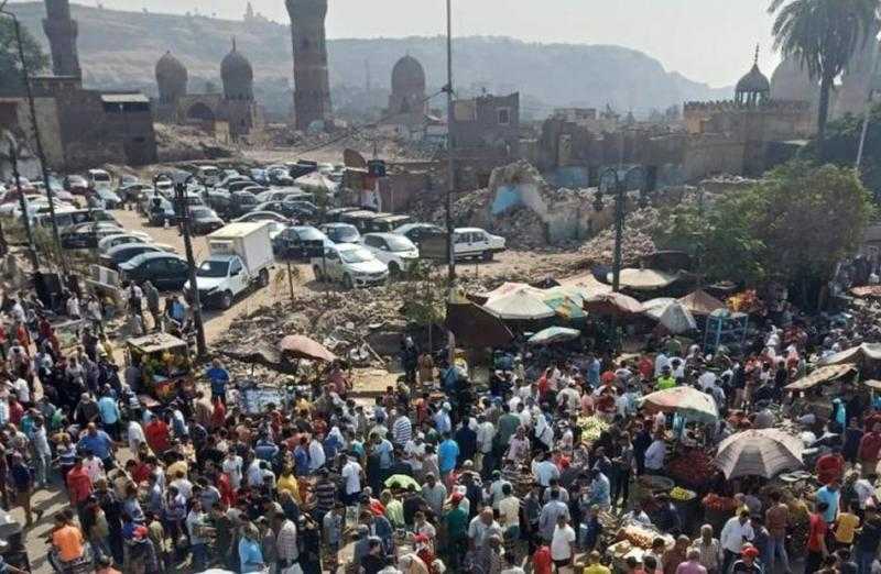 حملة لإعادة الانضباط إلى سوقي «الحمام والجمعة» في حي الخليفة بمحافظة القاهرة