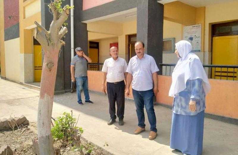 جولات لمتابعة الاستعداد لاستقبال العام الدراسى الجديد في مدارس دسوق بمحافظة كفرالشيخ