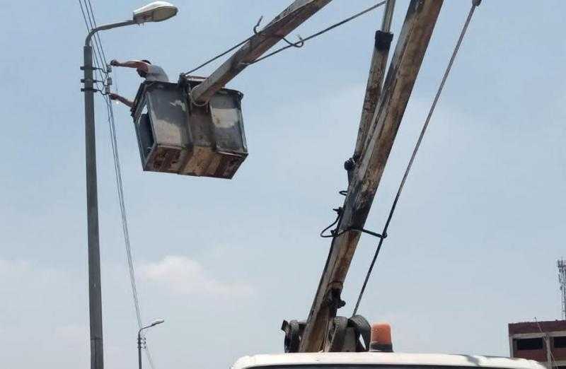 ترشيدًا للكهرباء.. إطفاء إنارة 48026 عمودًا على طرق محافظة الغربية | صور