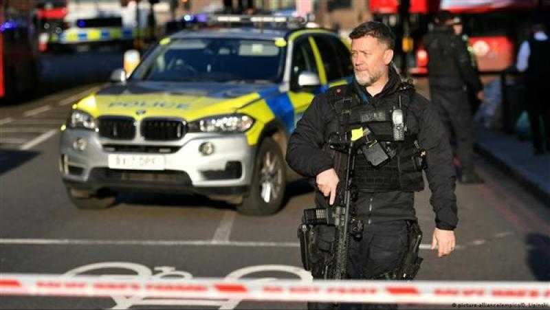 إصابة شرطيين بريطانيين في حادث طعن بلندن