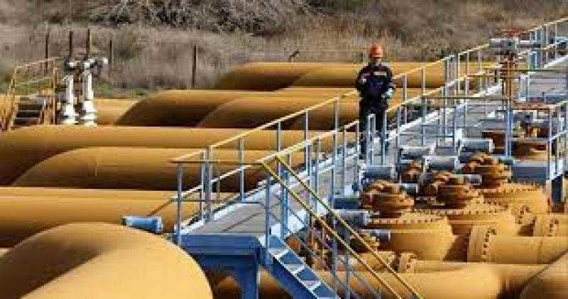 بيان عراقي: الفرق الفنية تعالج خللا فنيا في أحد أنابيب تصدير النفط جنوبي البلاد