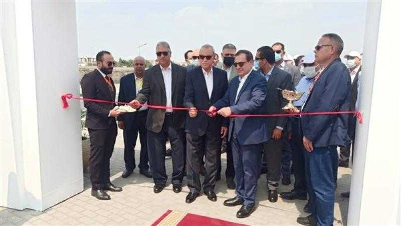 وزير البترول يفتتح عددا من المشروعات بمنطقة مسطرد