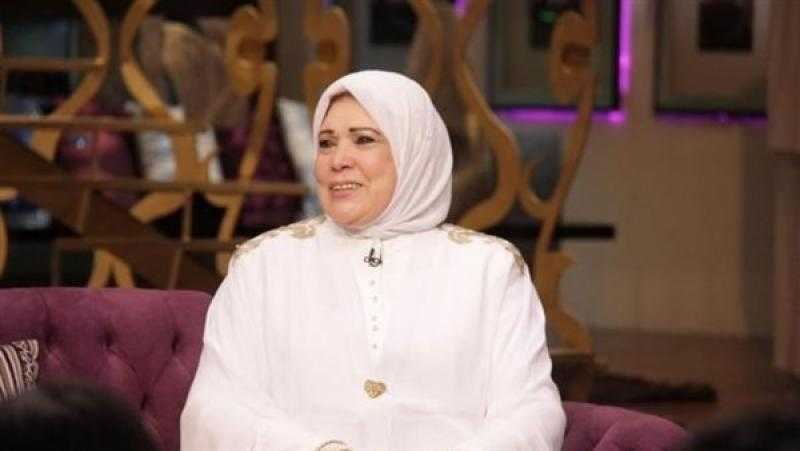 ياسمين الخيام تستنكر تريند «الست مش ملزمة» وتصفه بـ«العيب»