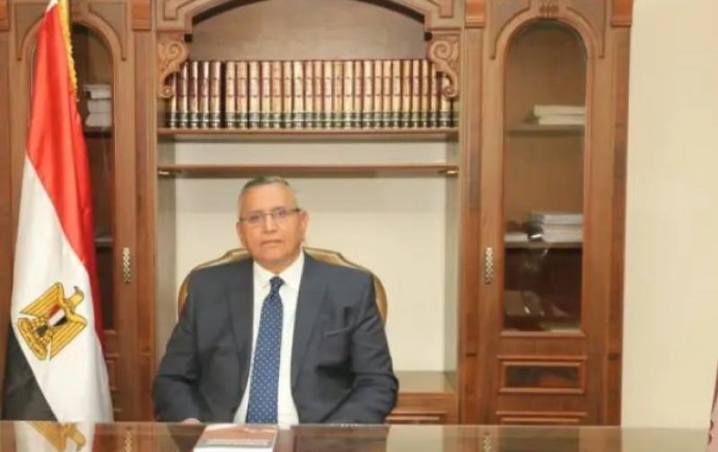 ”الوفد”: جهود لجنة العفو الرئاسي تؤكد عزم الدولة على تطوير ملف حقوق الإنسان