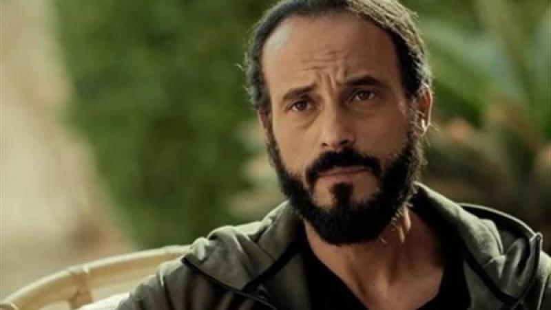 ”كان غالي علينا كلنا”.. يوسف الشريف ينعي الفنان هشام سليم