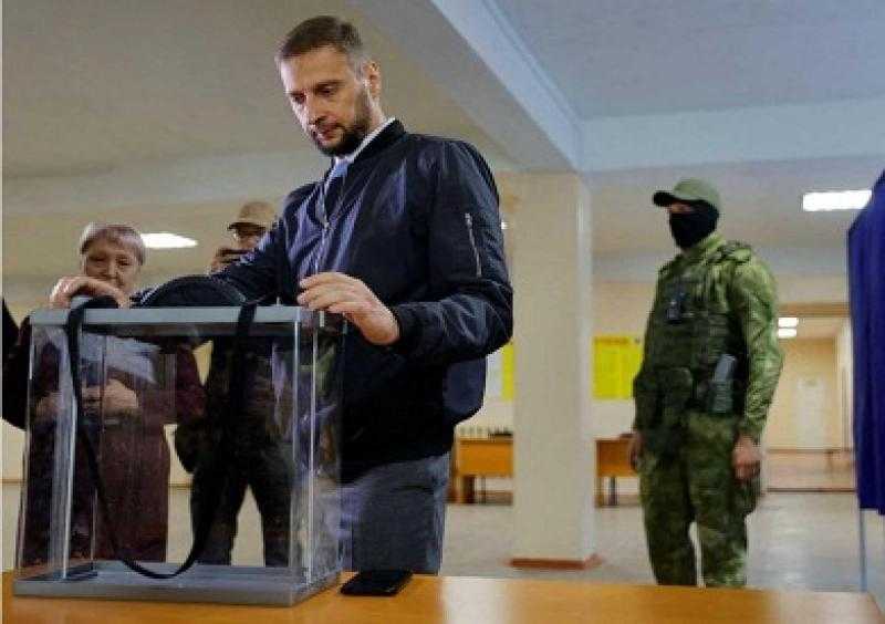 الاستفتاء في 4 مناطق أوكرانية بشأن الانضمام لروسيا يدخل يومه الثالث