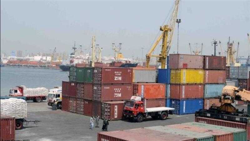 تداول 5.5 مليون طن بضائع بميناء الإسكندرية خلال أغسطس الماضي