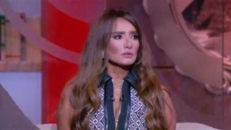 زينة: أخدت أدوية ودخلت المستشفى بسبب مسلسل ”الليلة واللى فيها”