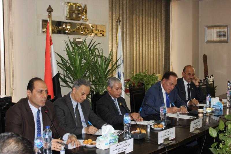 ”رجال الأعمال” تبحث مع رئيس مصلحة الشهر العقاري فرص تصدير العقار