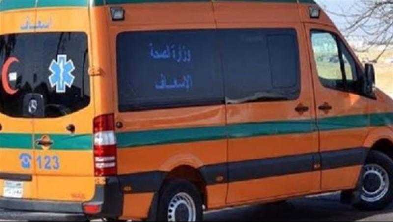 إصابة 4 أشخاص في حادث تصادم بالعياط