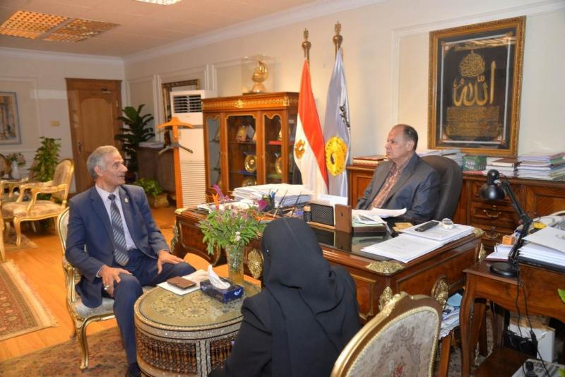 محافظ أسيوط يناقش مع «وكيل وزارة الزراعة الجديد» خطة النهوض بالمنظومة الزراعية