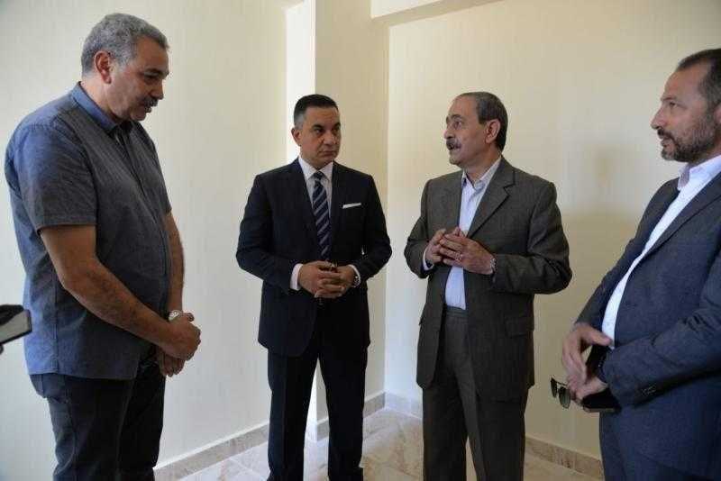 محافظ الإسماعيلية يتفقد اللمسات الأخيرة بعمارات الإسكان الاقتصادي بالقنطرة غرب