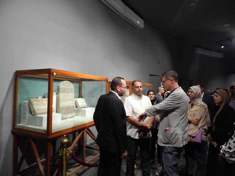 احتفالا بنشأة علم المصريات.. تواصل الإقبال على متحف الآثار بكفر الشيخ.. صور