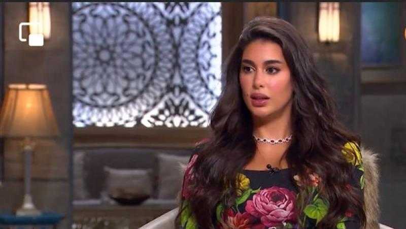 ياسمين صبري.. جمال ساحر بالدانتيل والألماس