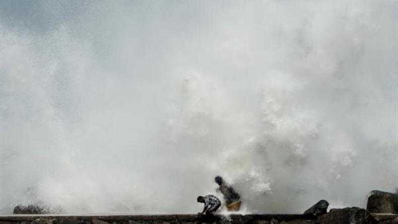 إعصار إيان يتسبب في انقطاعات في الكهرباء لأكثر من مليون شخص