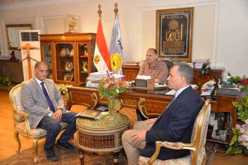 محافظ أسيوط يوافق على 381 طلب إجازة و162 طلب ندب وإعارة للعاملين بمديرية التربية والتعليم