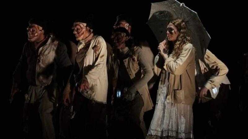 «بنت القمر» يكتسح جوائز مهرجان الإسكندرية المسرحي الدولي